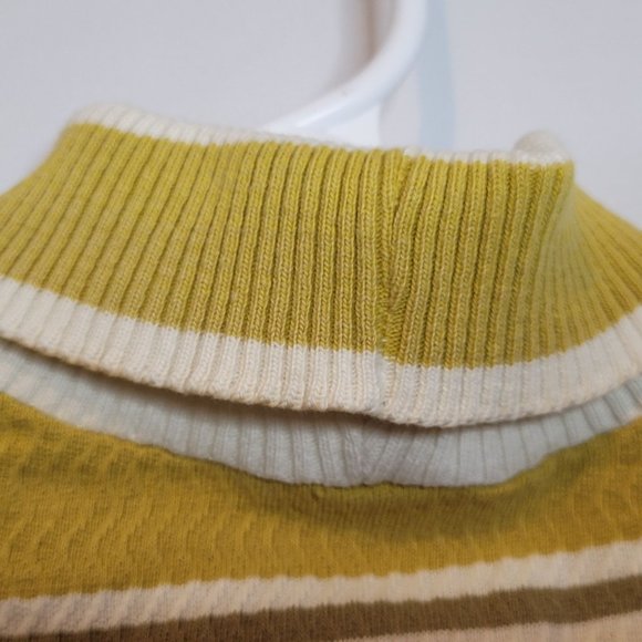 MCM Youth Striped Turtleneck Burgundy Gold Ribbed Fold Down Neck No Brand Size 6 - Picture 8 of 9